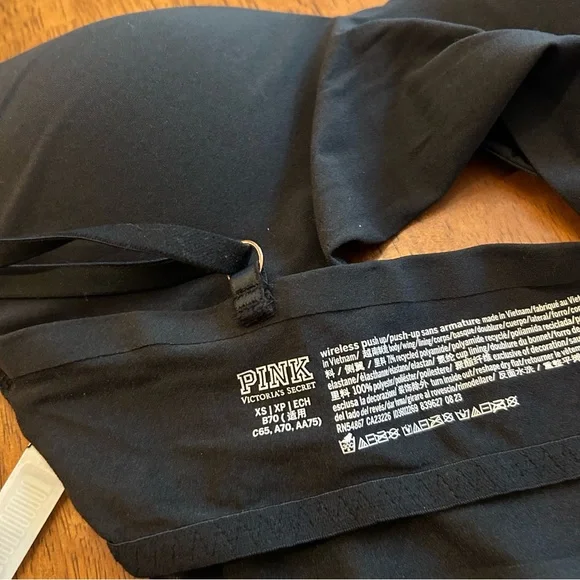 Victoria’s Secret PINK Wireless Loungebra – XS
🖤 New with tags | Black - Picture 8 of 9